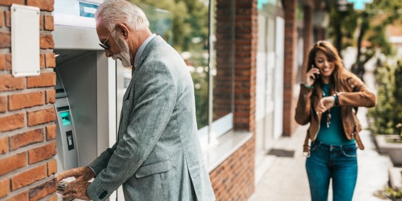 fondo de pensiones - cajero